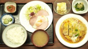 孤独のグルメシーズン4の10話「江東区枝川のハムエッグ定食とカツ皿」